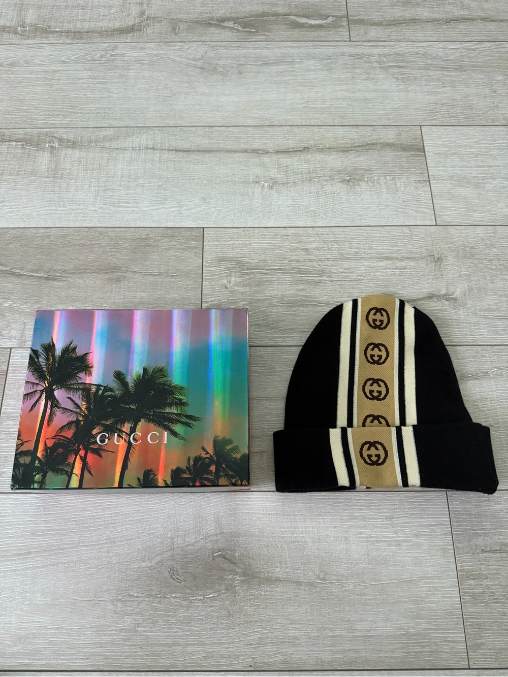 Gucci wool Black Beanie with Beige Logo Stripe adult M
